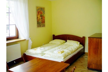 Polonia Privát Kazimierz Dolny, Exterior